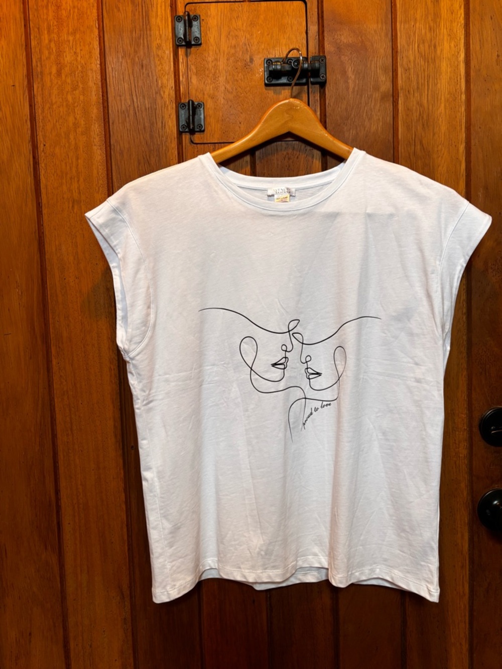 Venus Lascana Collab White Graphic Tee with Minimalist Line Art